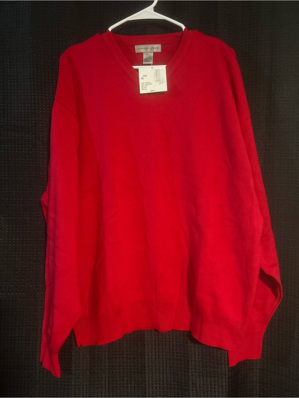 Cypress Links Vintage Men's V-Neck Sweater in Vibrant Red